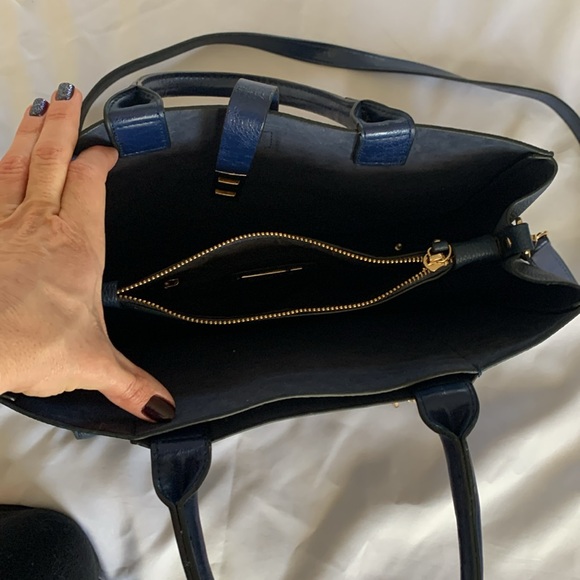 Navy blue MKF Collection Yola purse and matching wallet. - Picture 7 of 10